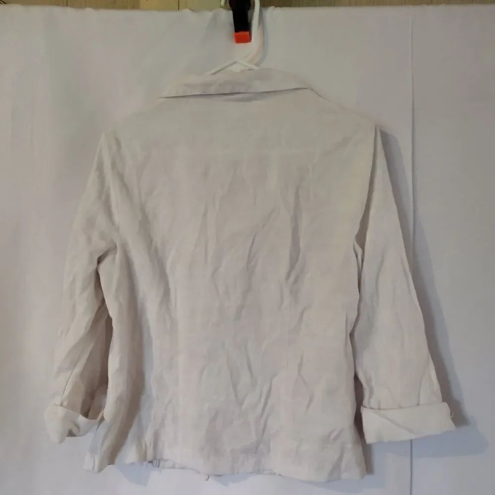Dress barn blouse  - Picture 2 of 7